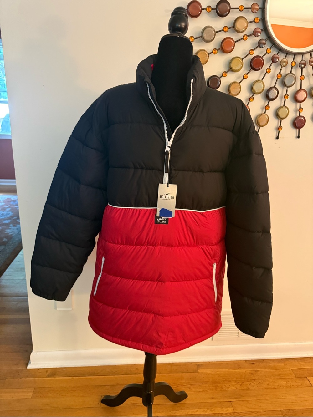 Hollister Mens Two-Tone Puffer Jacket - Black & Red